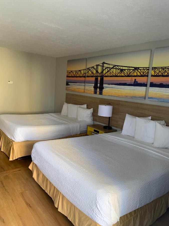Days Inn By Wyndham Louisville Airport Fair And Expo Center Buitenkant foto